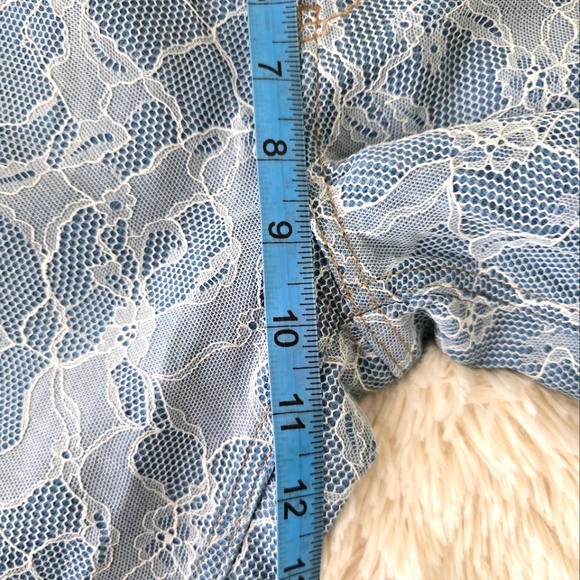 Lace Covered Baggy High Waist Jeans size 26 - Picture 8 of 15